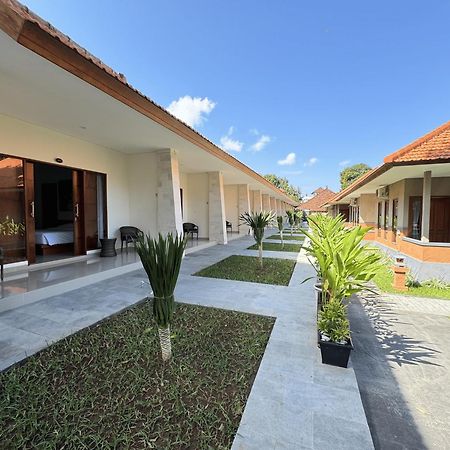 New Garden View Resort - Chse Certified Legian  Bagian luar foto