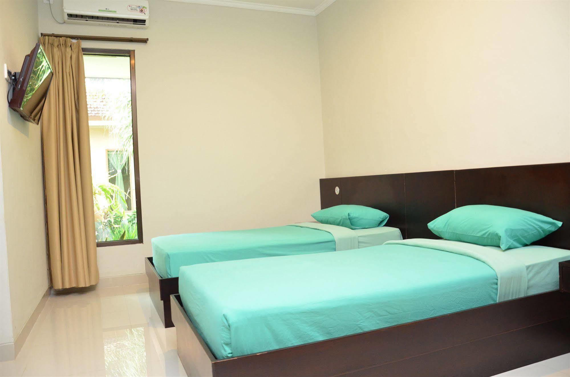 New Garden View Resort - Chse Certified Legian  Bagian luar foto